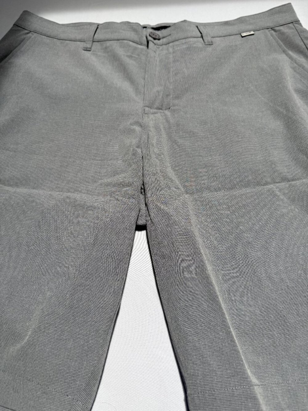 Travis Mathew Men's Shorts Grey Houndstooth Size 34